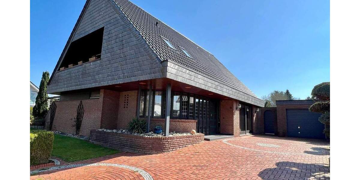 Gepflegtes Wohnhaus mit Garage und Garten in begehrter Lage 5 zimmer