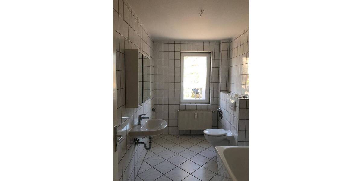 Etagenwohnung Sonneborn - 2 Zimmer, 66 m&sup2;, 400&euro; | Angebot:26388901
