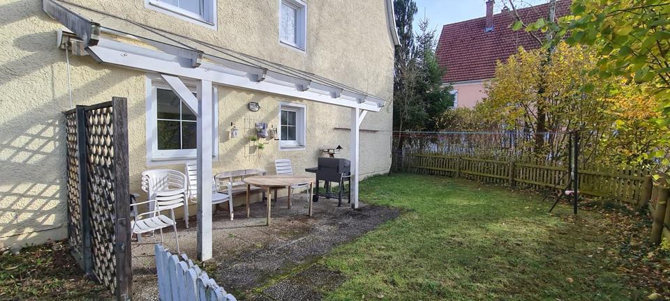 Kernsanierte Altbauwohnung mit Fußbodenheizung 3 zimmer