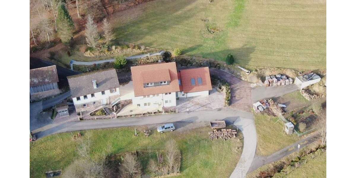 Einfamilienhaus Baiersbronn Obertal - 4 Zimmer, 145 m&sup2;, 1.300&euro; | Angebot:24713360