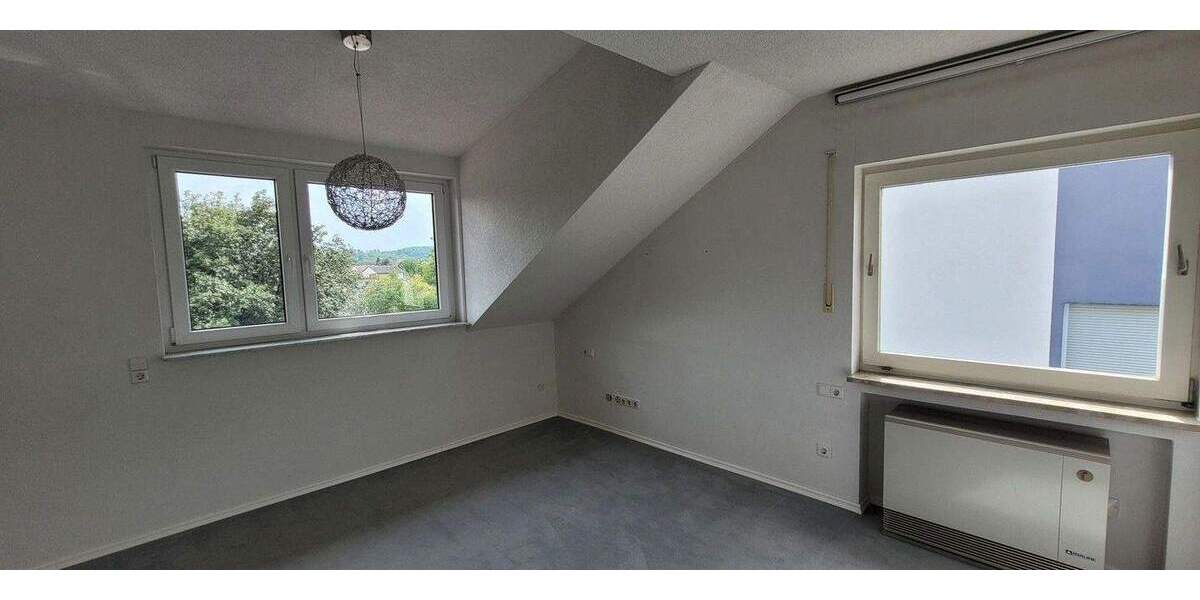 Etagenwohnung Bretten-Diedelsheim Diedelsheim - 3 Zimmer, 102 m&sup2;, 1.070&euro; | Angebot:25073127