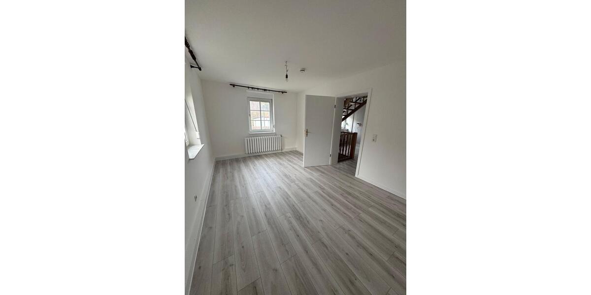 Bauernhaus, Landhaus Neuzelle - 7 Zimmer, 160 m&sup2;, 1.799&euro; | Angebot:26006320