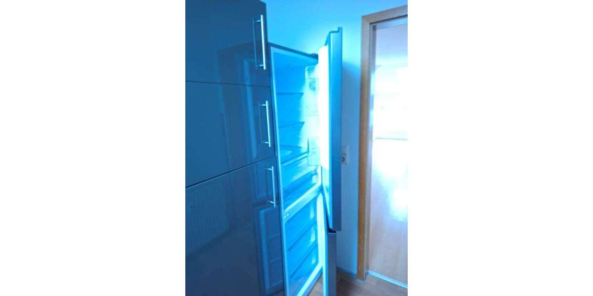 geräumige 2 Zi.-DG Wohnung mit EBK - Dachgeschoßwohnung Pößneck | Angebot:24848657