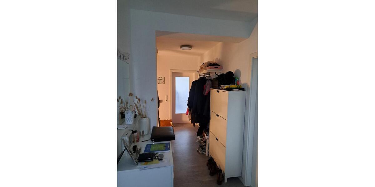 Reihenhaus Würzburg Lengfeld - 7 Zimmer, 146 m&sup2;, 2.200&euro; | Angebot:26471982