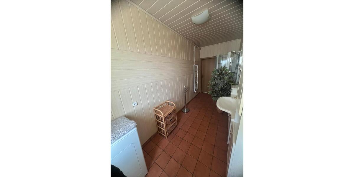 Etagenwohnung Eisleben (Lutherstadt) - 3 Zimmer, 85 m&sup2;, 530&euro; | Angebot:24563449