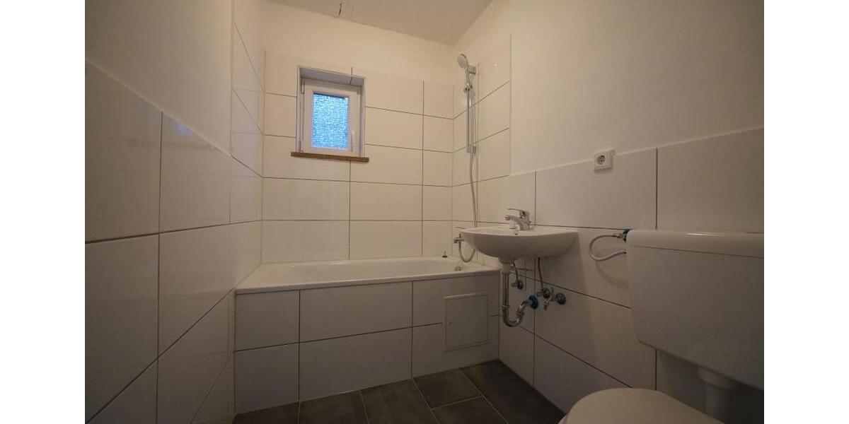 Erdgeschoßwohnung Bebra - 3 Zimmer, 47 m&sup2;, 354&euro; | Angebot:26553857