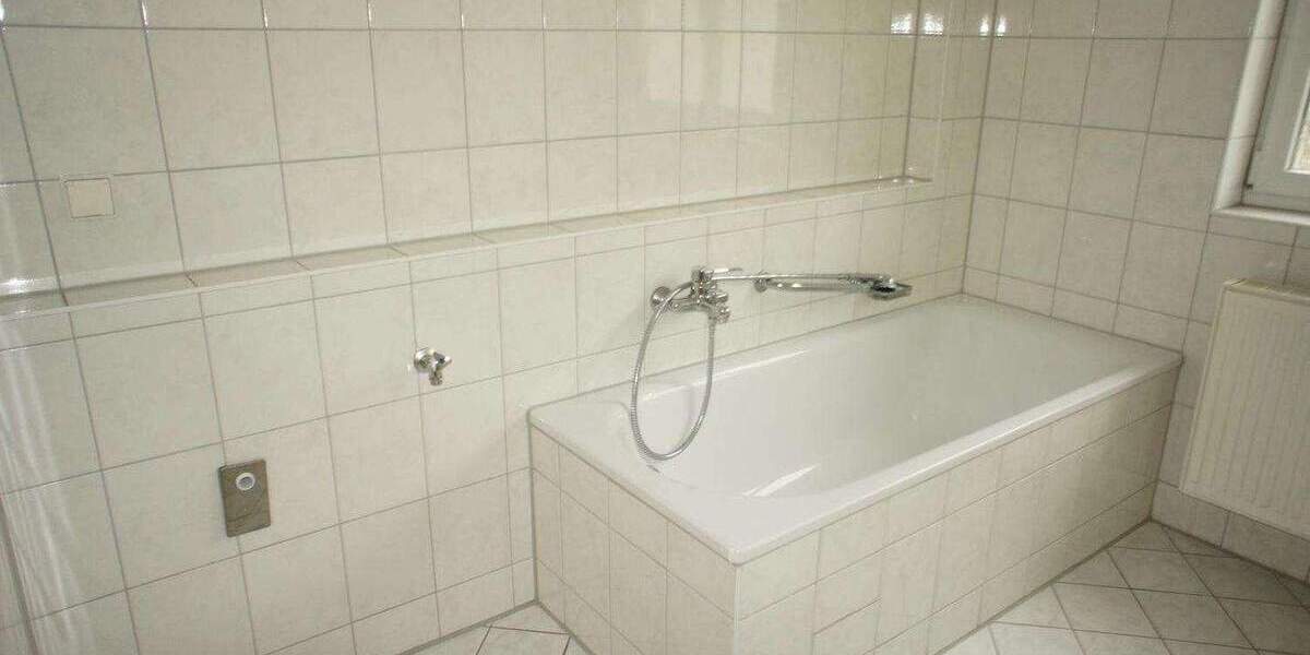 Etagenwohnung Flöha Plaue - 3 Zimmer, 65 m&sup2;, 457&euro; | Angebot:25771887