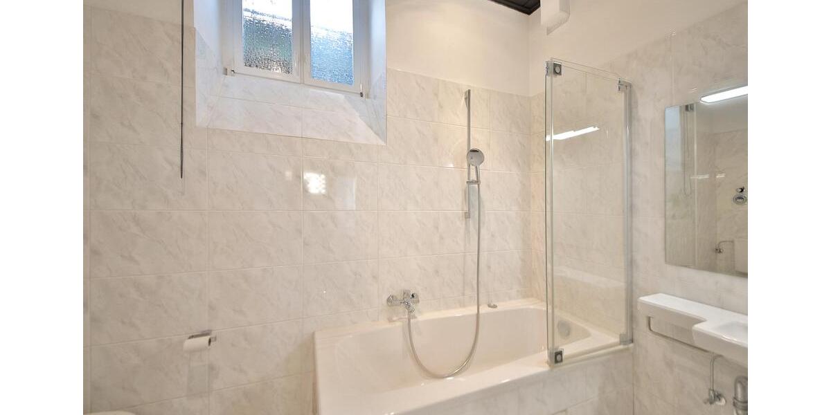 Etagenwohnung Baden-Baden Baden - 2 Zimmer, 85 m&sup2;, 970&euro; | Angebot:25960099