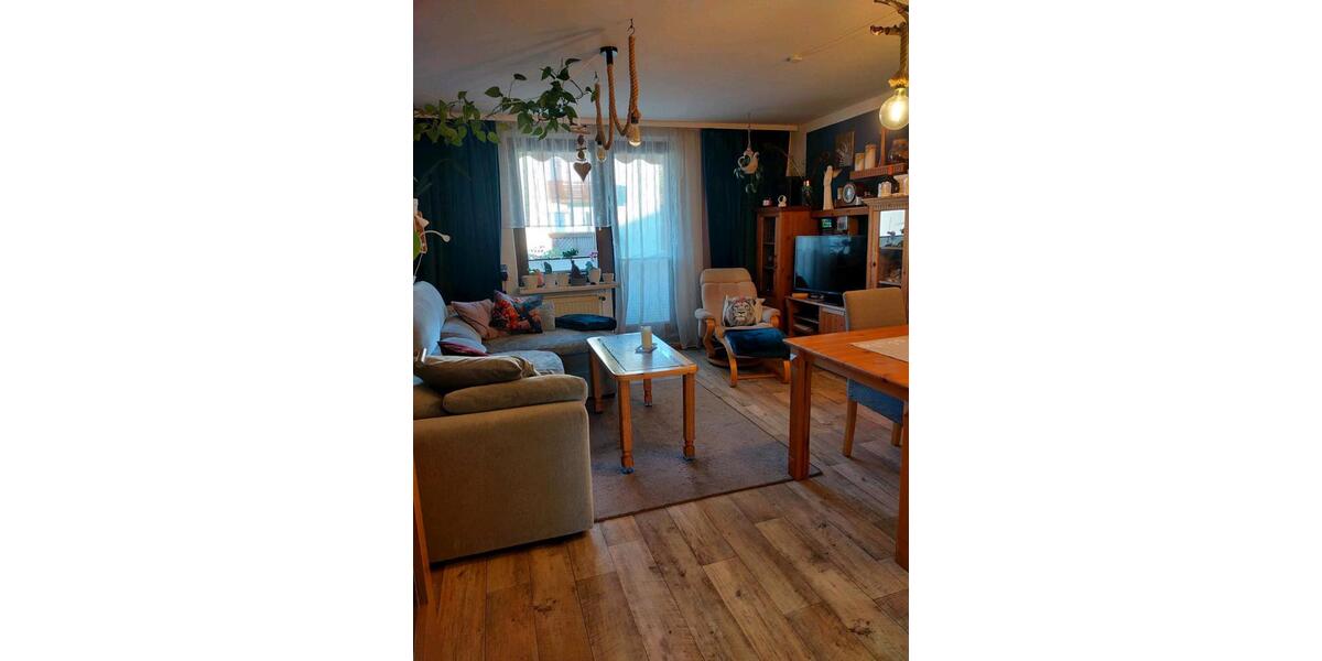 Etagenwohnung Pockau-Lengefeld Nennigmühle - 3 Zimmer, 62 m&sup2;, 405&euro; | Angebot:26617958