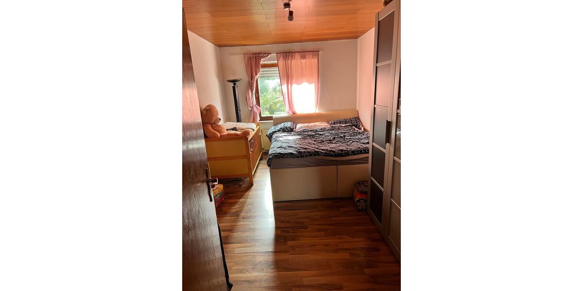 Etagenwohnung Bad Kreuznach - 3 Zimmer, 93 m&sup2;, 850&euro; | Angebot:25404655