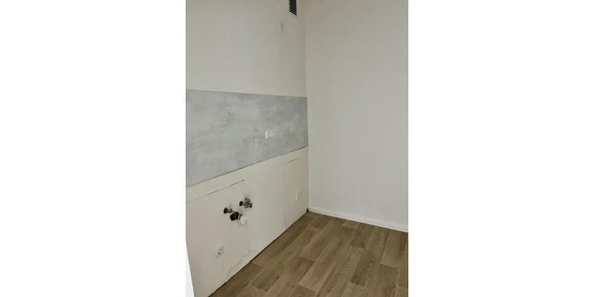 Etagenwohnung Oelsnitz (Vogtland) - 3 Zimmer, 56 m&sup2;, 308&euro; | Angebot:25810332