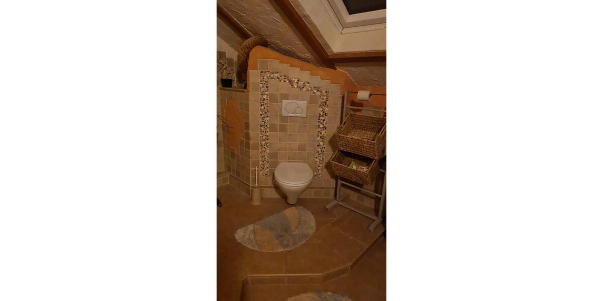 Einfamilienhaus Walldürn - 7 Zimmer, 230 m&sup2;, 2.290&euro; | Angebot:26348519