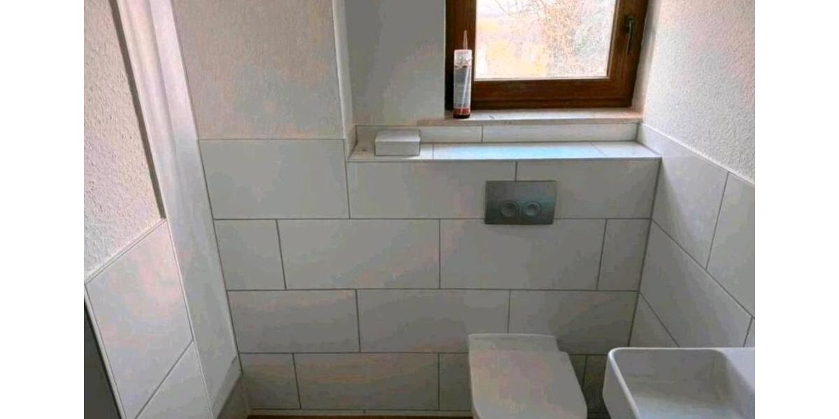 Dachgeschoßwohnung Borken (Hessen) - 3 Zimmer, 108 m&sup2;, 860&euro; | Angebot:26552811