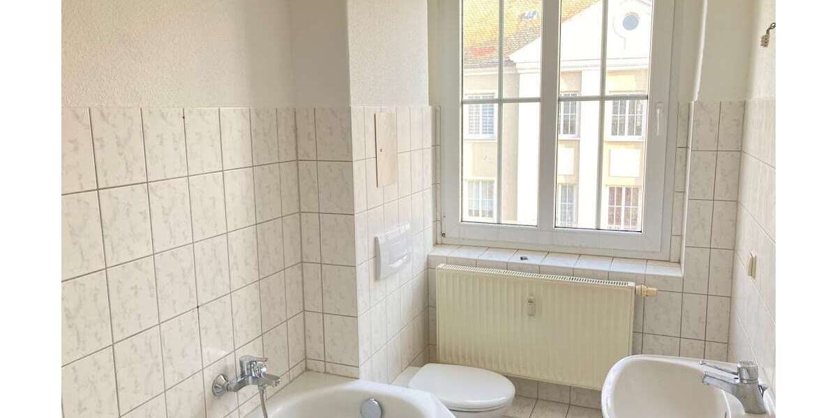 Etagenwohnung Dessau-Roßlau Roßlau - 2 Zimmer, 50 m&sup2;, 288&euro; | Angebot:27068742
