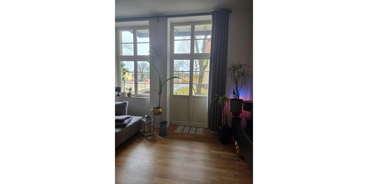 Hochparterre Zossen - 4.5 Zimmer, 100 m&sup2;, 1.431&euro; | Angebot:25757613
