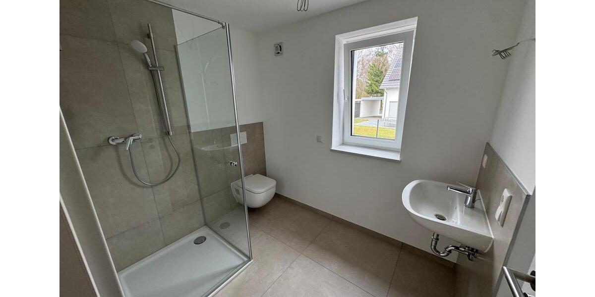 Etagenwohnung Tirschenreuth - 2 Zimmer, 79 m&sup2;, 830&euro; | Angebot:23671385
