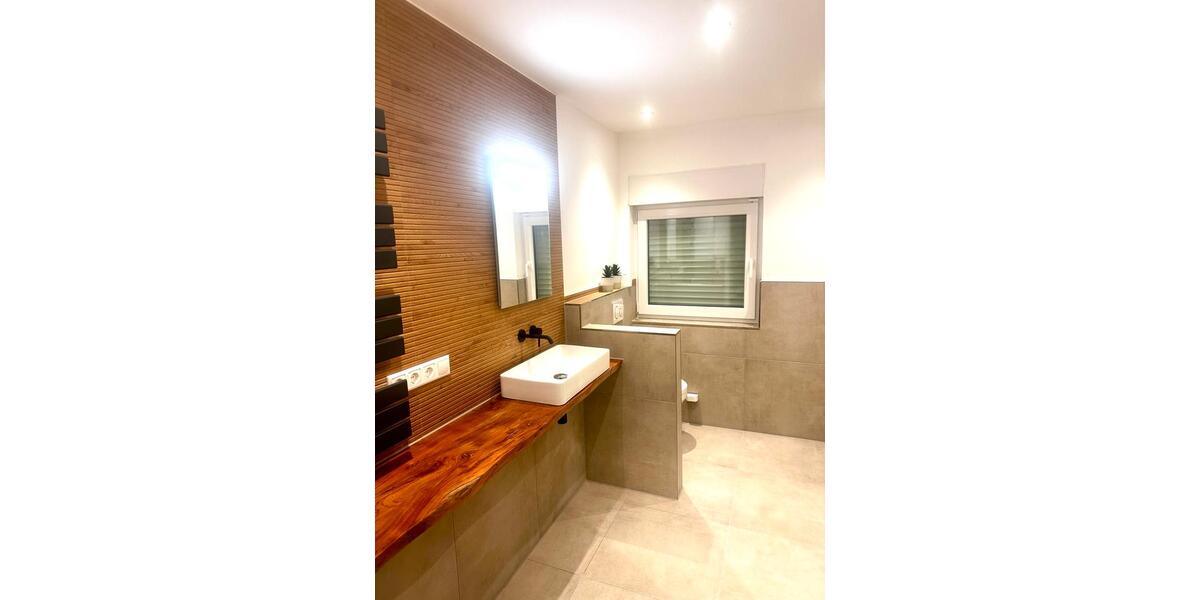 Exklusive 3-Zimmer-Designwohnung mit Garten 2 zimmer