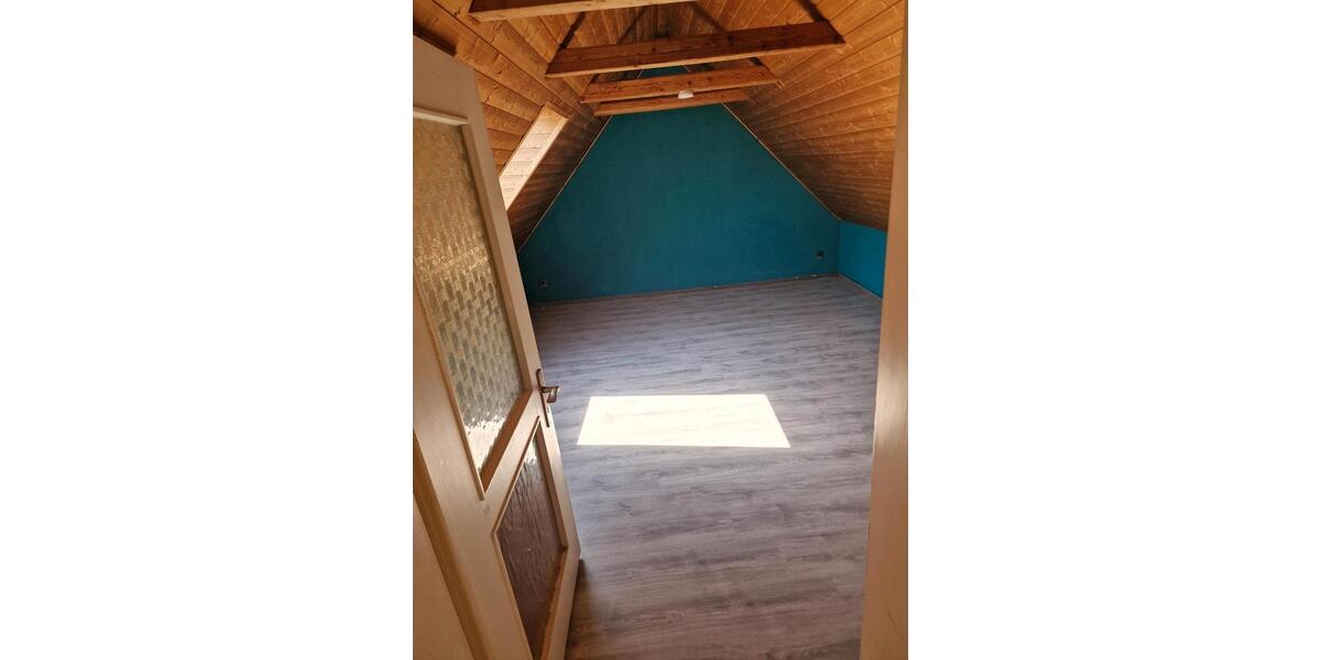 Große 2-geschossige Wohnung 130m² im Zentrum von Wagenfeld 5 zimmer