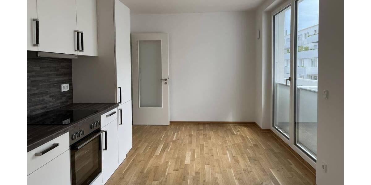 Etagenwohnung Dresden Innere Altstadt - 3 Zimmer, 101 m&sup2;, 1.325&euro; | Angebot:26835564