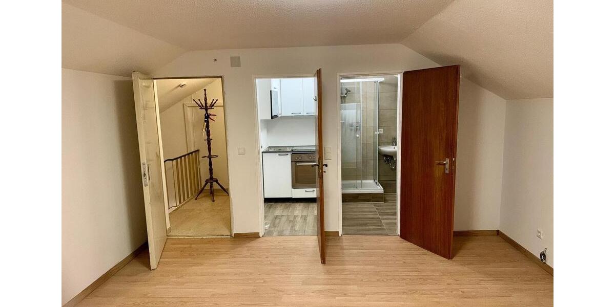 Dachgeschoßwohnung Kelheim - 1 Zimmer, 27 m&sup2;, 460&euro; | Angebot:24725390