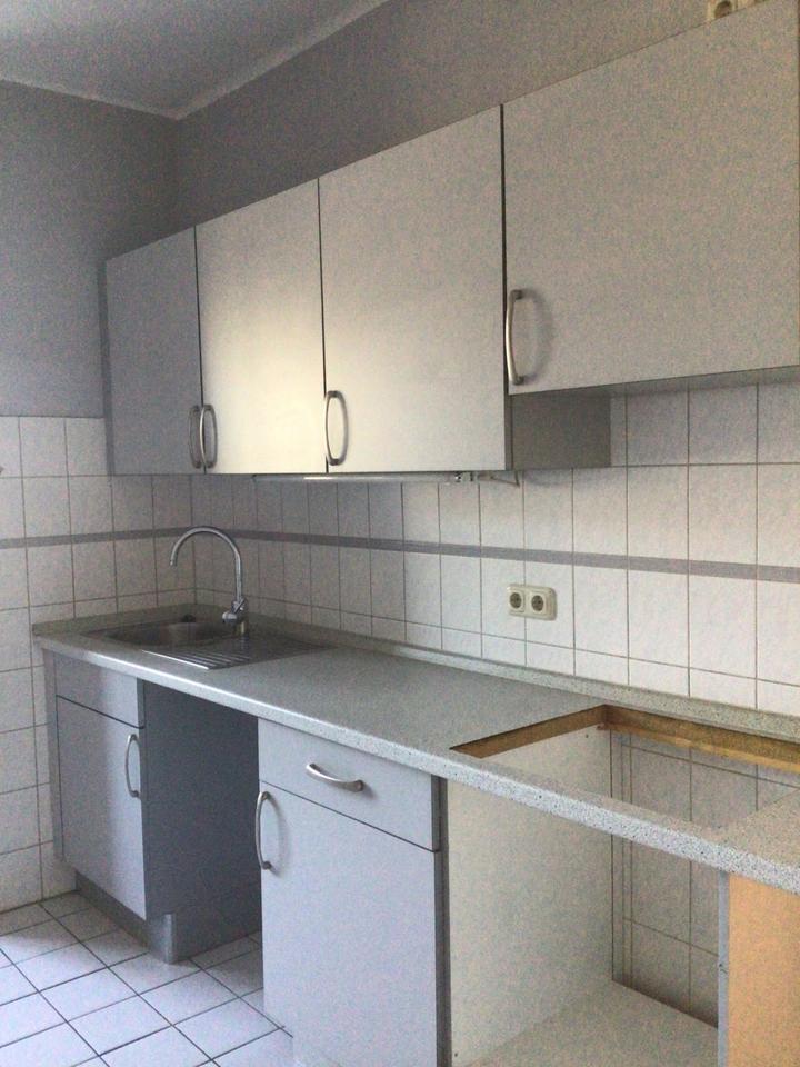 4 Zimmer AltbauWohnung in zentraler Lage