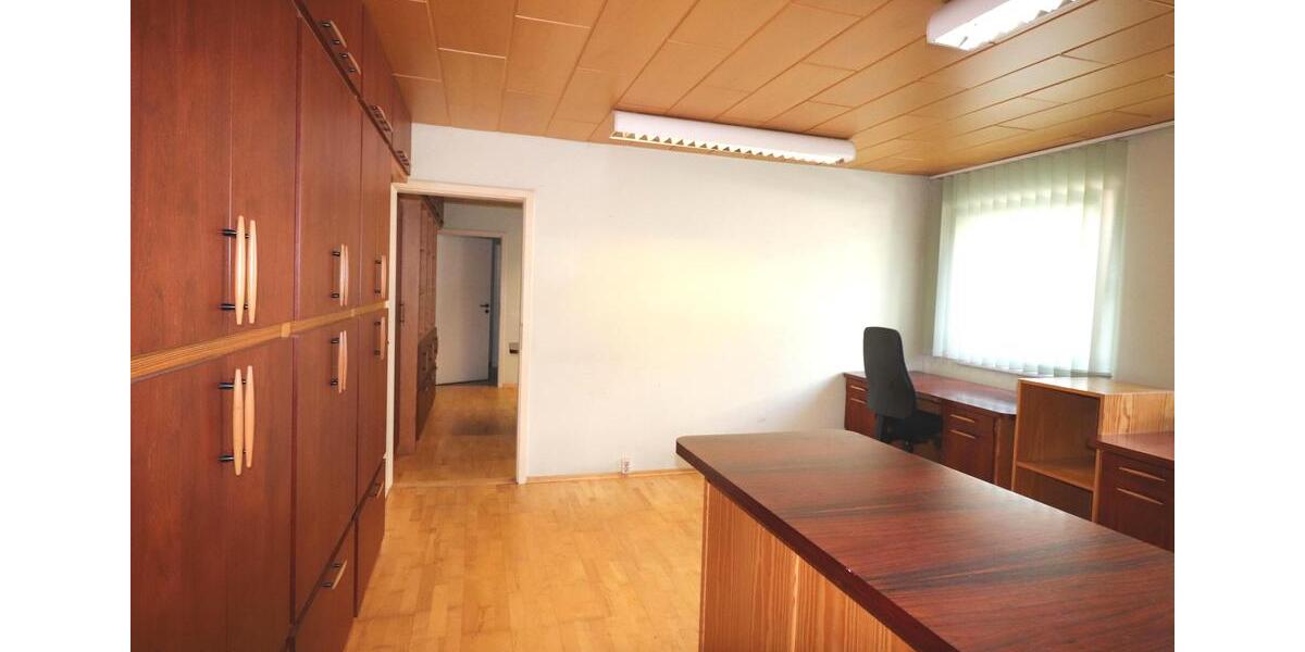 Gewerbeobjekt Geroldsgrün - 1.900&euro; | Angebot:25856974