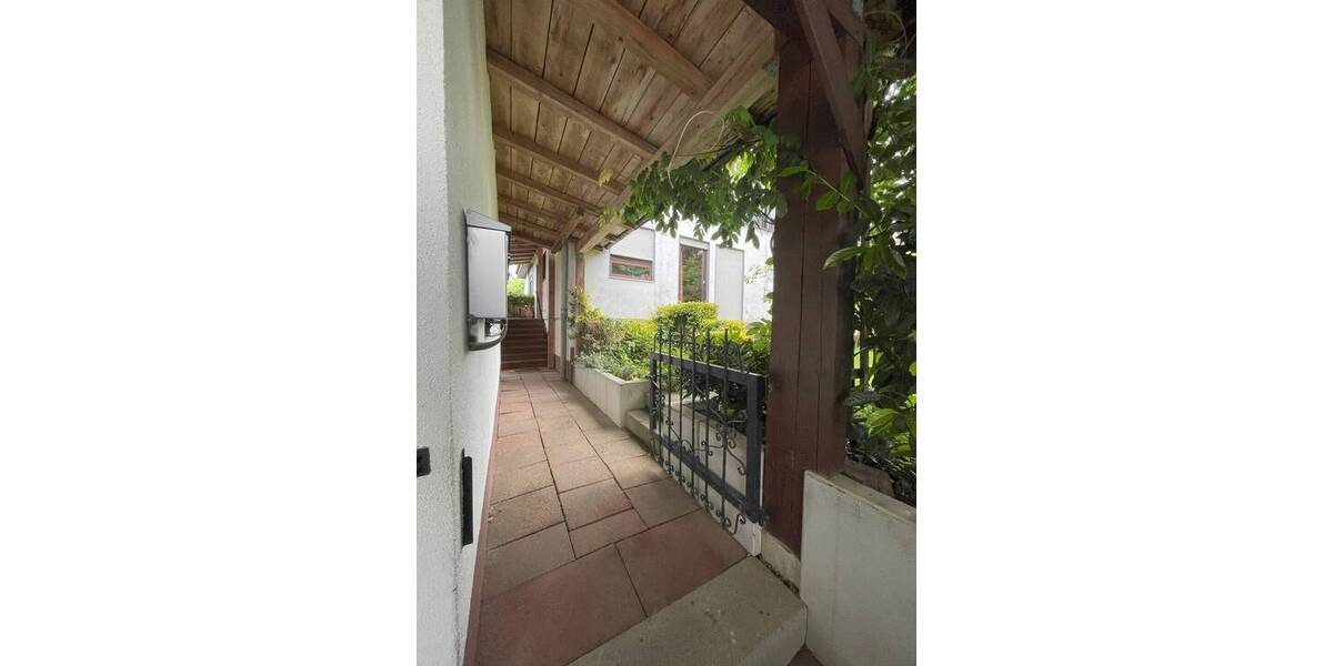 Etagenwohnung Kalchreuth Röckenhof - 4 Zimmer, 105 m&sup2;, 1.110&euro; | Angebot:25997339