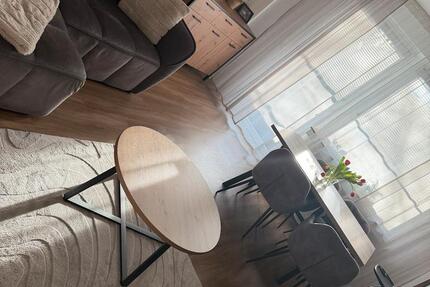 Helle 3-Zimmer-Wohnung mit großem Balkon 3 zimmer