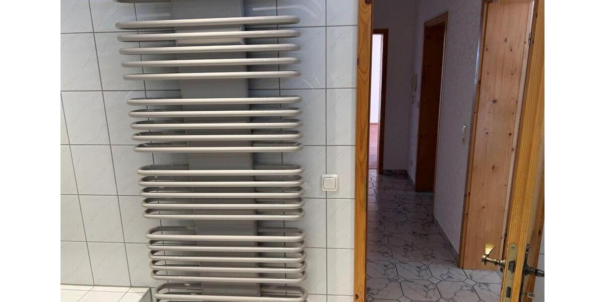 Erdgeschoßwohnung Regen - 3 Zimmer, 70 m&sup2;, 620&euro; | Angebot:26586609