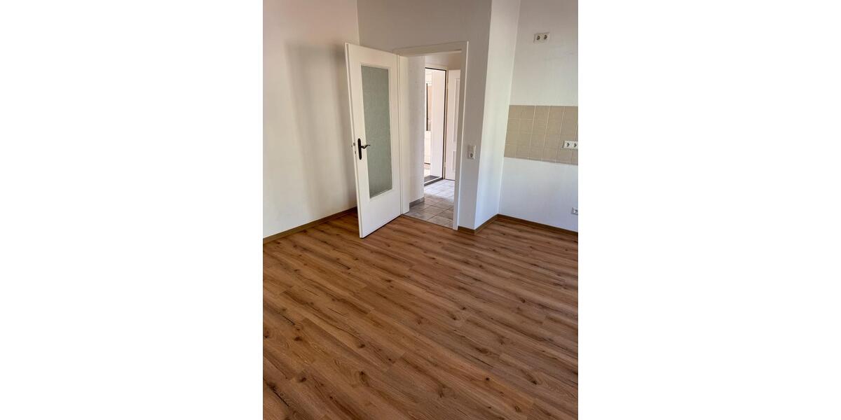 Erdgeschoßwohnung Netzschkau - 1 Zimmer, 35 m&sup2;, 240&euro; | Angebot:26480550