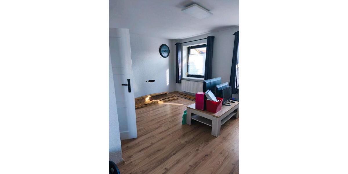 Etagenwohnung Nienburg (Weser) - 4 Zimmer, 90 m&sup2;, 1.000&euro; | Angebot:25418741