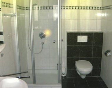 Wohnen auf Zeit Eitorf - 3 Zimmer, 90 m&sup2;, 585&euro; | Angebot:26250584