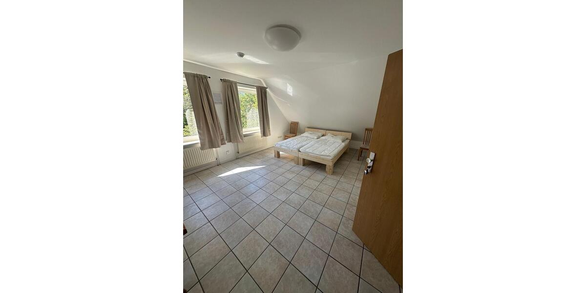 Wohnen auf Zeit Otter - 10 Zimmer, 22 m&sup2;, 22&euro; | Angebot:26214710