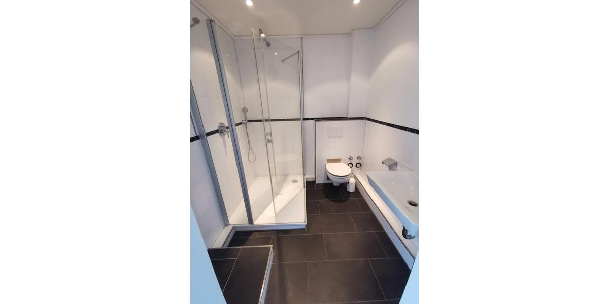 Etagenwohnung Bremerhaven - 3 Zimmer, 70 m&sup2;, 499&euro; | Angebot:26560502