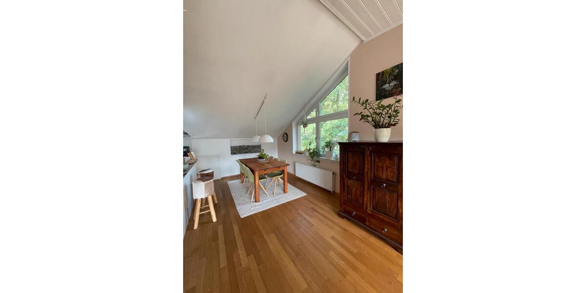 Wohnen auf Zeit Köln Lindenthal - 2.5 Zimmer, 85 m&sup2;, 1.500&euro; | Angebot:25895373