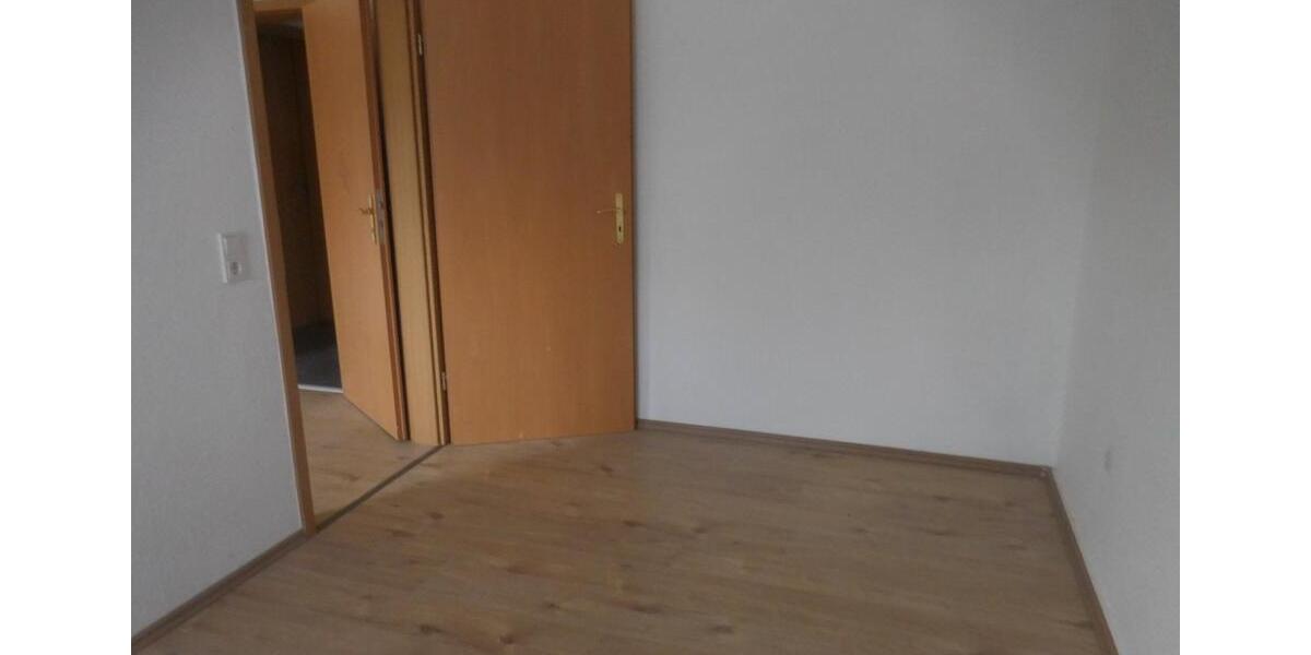 Erdgeschoßwohnung Wanzleben-Börde Börde - 3 Zimmer, 65 m&sup2;, 320&euro; | Angebot:26659791