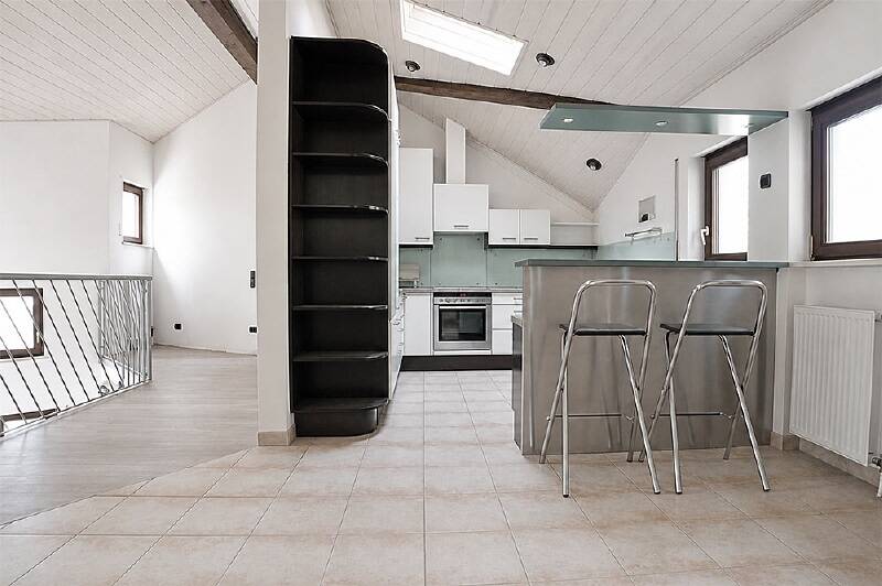 Mehrfamilienhaus, Wohnhaus Gauting - 6 Zimmer, 230 m&sup2;, 3.290&euro; | Angebot:26499189