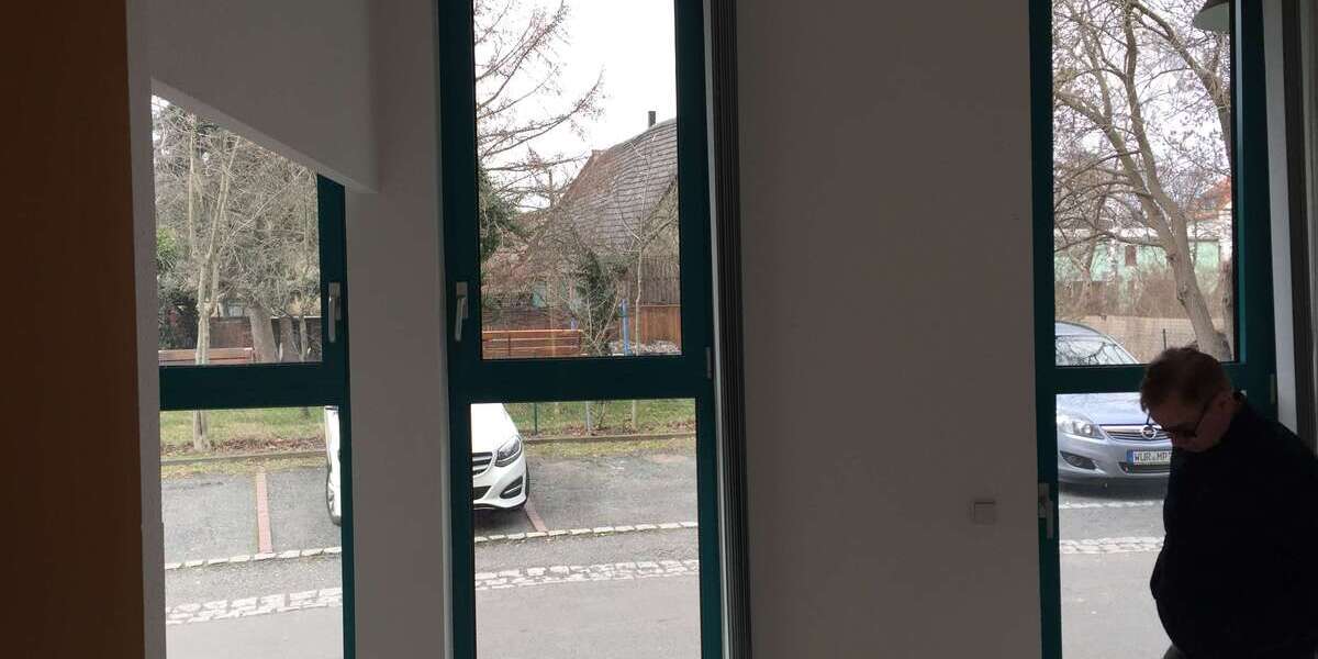 Praktische Gewerbeeinheit für BüroPraxis oder Einzelhandel - Wohn- & Geschäftshaus Wurzen Altstadt | Angebot:25094925