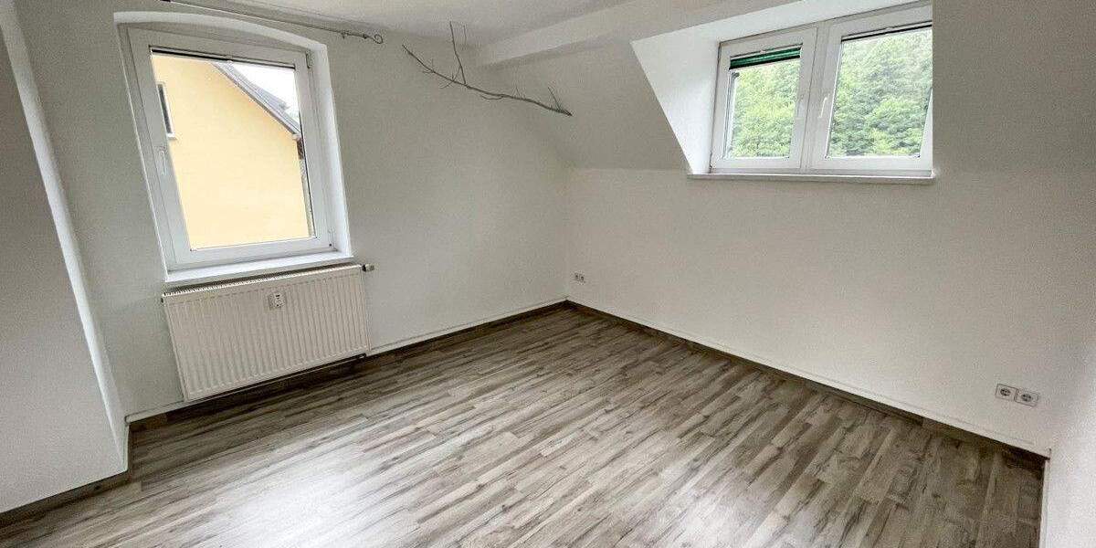 2-Raum-Wohnung mit Einbauküche in ruhiger Lage von Aue 2 zimmer