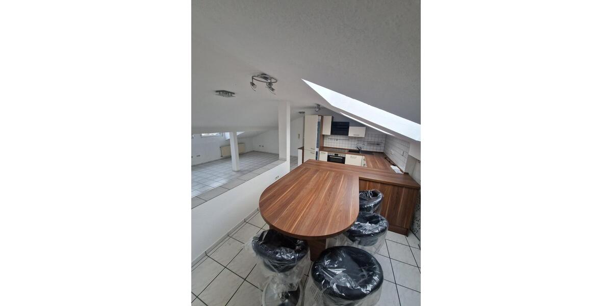 Dachgeschoßwohnung Lützelbach - 4 Zimmer, 84 m&sup2;, 750&euro; | Angebot:24470176