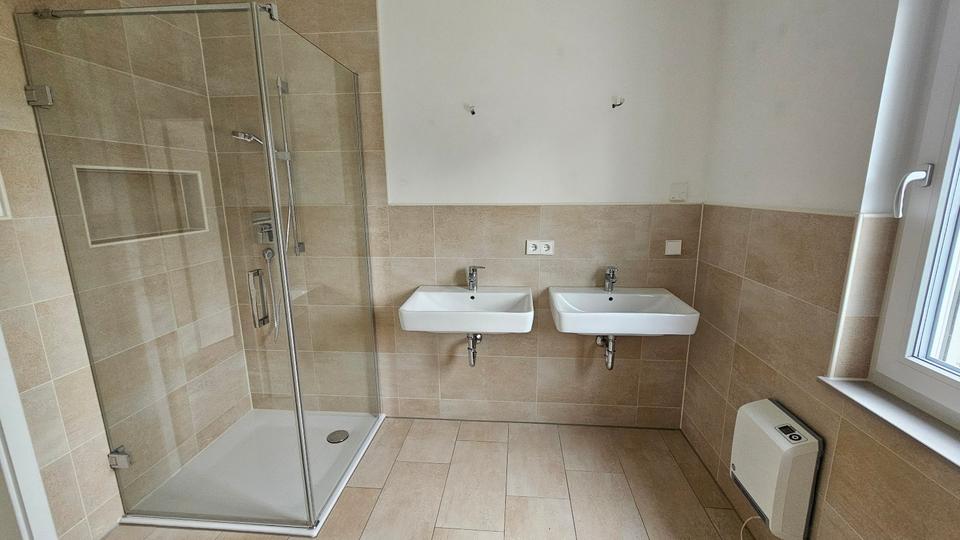 Etagenwohnung Oranienburg - 4 Zimmer, 116 m&sup2;, 1.669&euro; | Angebot:26538677