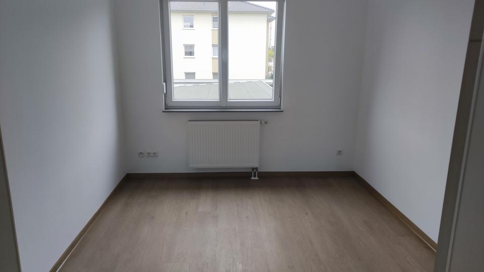 Etagenwohnung Stendal - 4 Zimmer, 121 m&sup2;, 1.150&euro; | Angebot:25540641