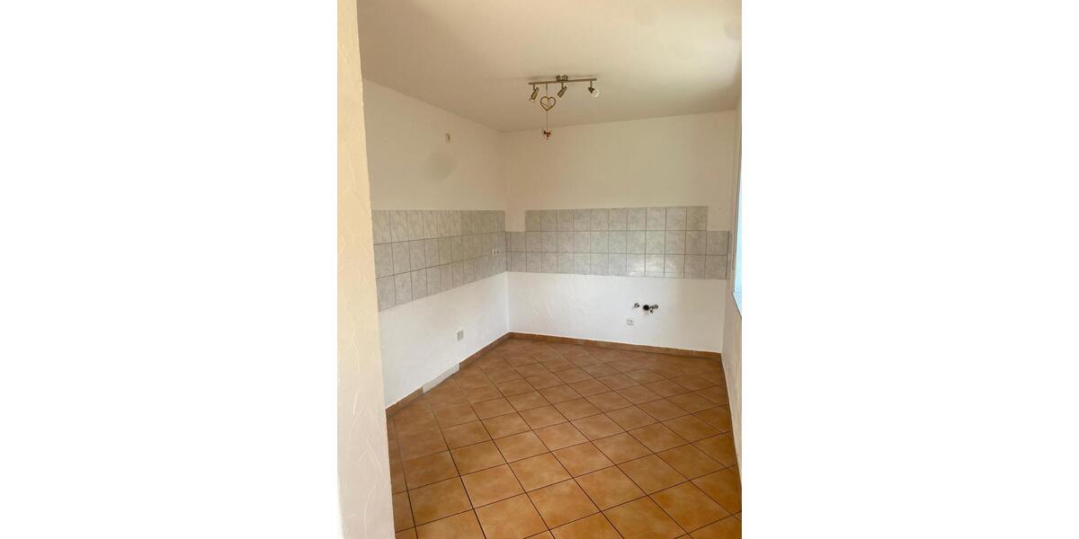 Einfamilienhaus Reinsfeld - 6 Zimmer, 110 m&sup2;, 950&euro; | Angebot:26292711