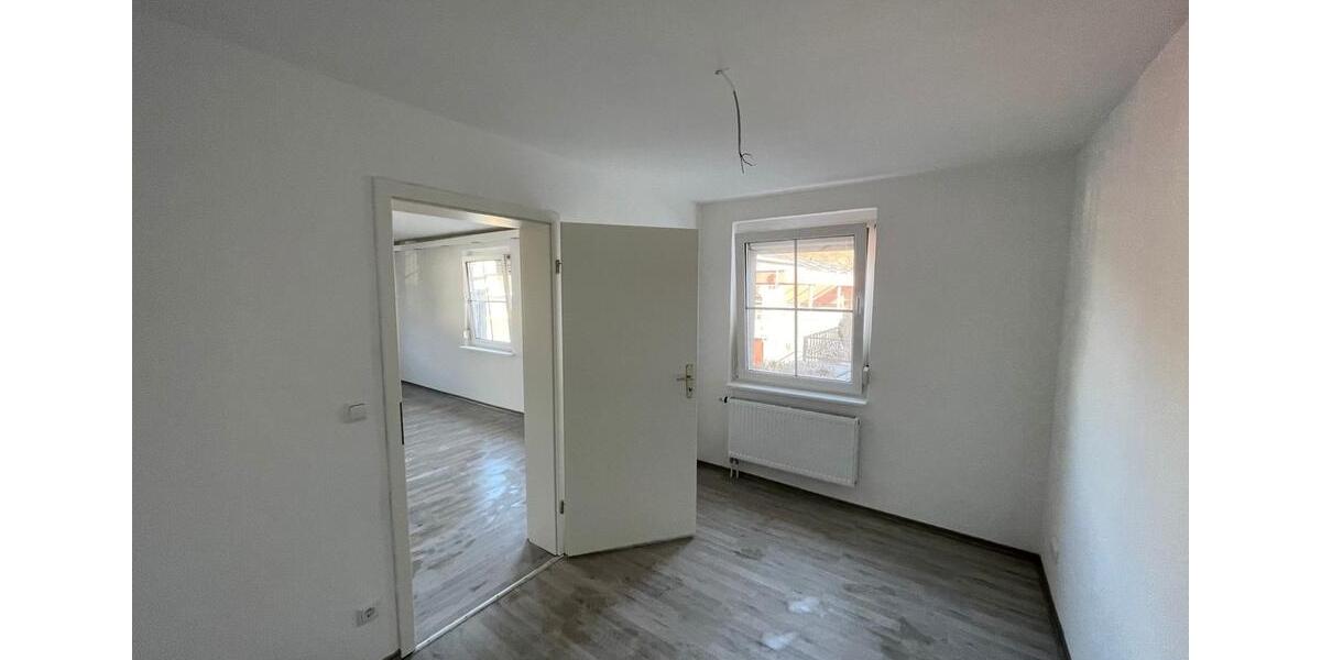 Einfamilienhaus Heimbach - 5 Zimmer, 150 m&sup2;, 1.300&euro; | Angebot:25048633