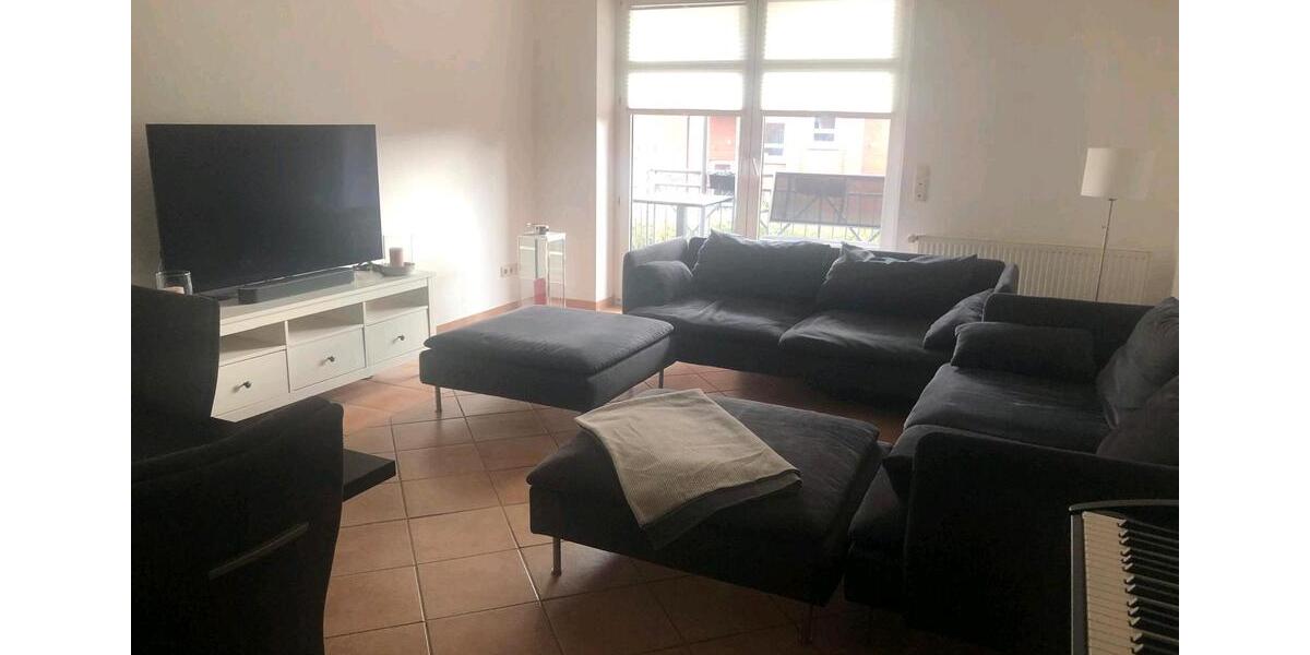 Etagenwohnung Bückeburg - 4 Zimmer, 100 m&sup2;, 1.350&euro; | Angebot:26048281