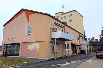 Wohnung Bayreuth Altstadt - 3 Zimmer, 100 m&sup2;, 1.050&euro; | Angebot:25805901