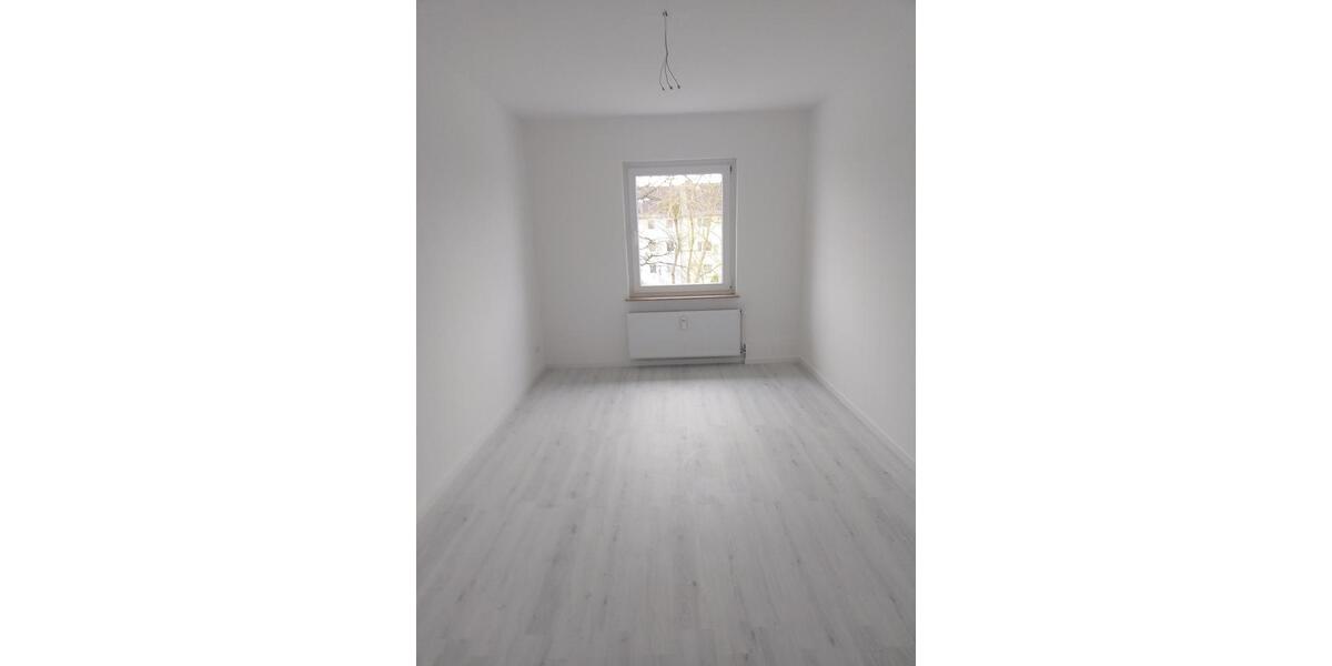 Etagenwohnung Lüchow (Wendland) - 3 Zimmer, 67 m&sup2;, 667&euro; | Angebot:26531311