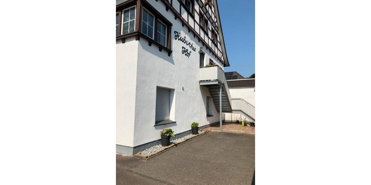 Erdgeschoßwohnung Meinerzhagen - 1 Zimmer, 78 m&sup2;, 800&euro; | Angebot:26031724