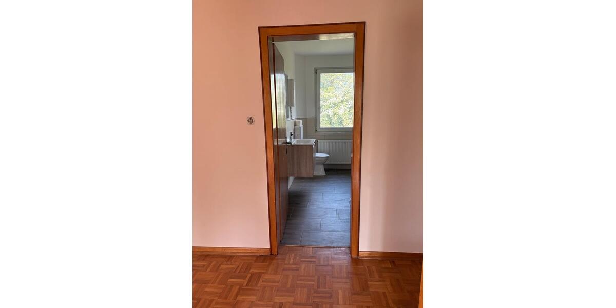 Dachgeschoßwohnung Helpsen - 3.5 Zimmer, 75 m&sup2;, 600&euro; | Angebot:26597751