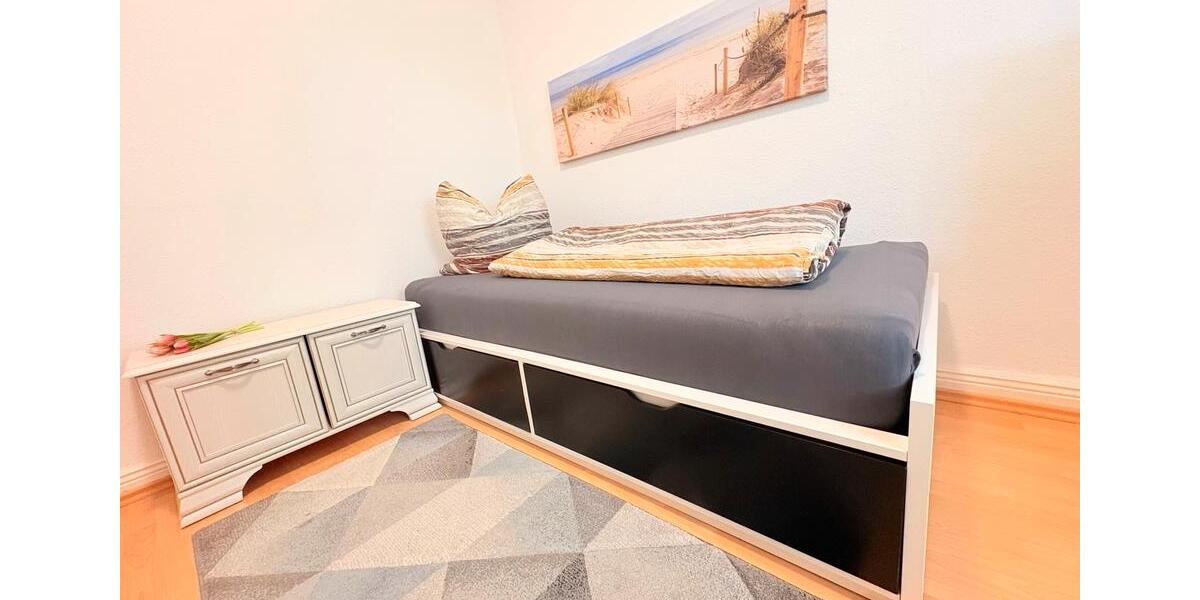 Wohnen auf Zeit Kiel - 1 Zimmer, 10 m&sup2;, 39&euro; | Angebot:26137194